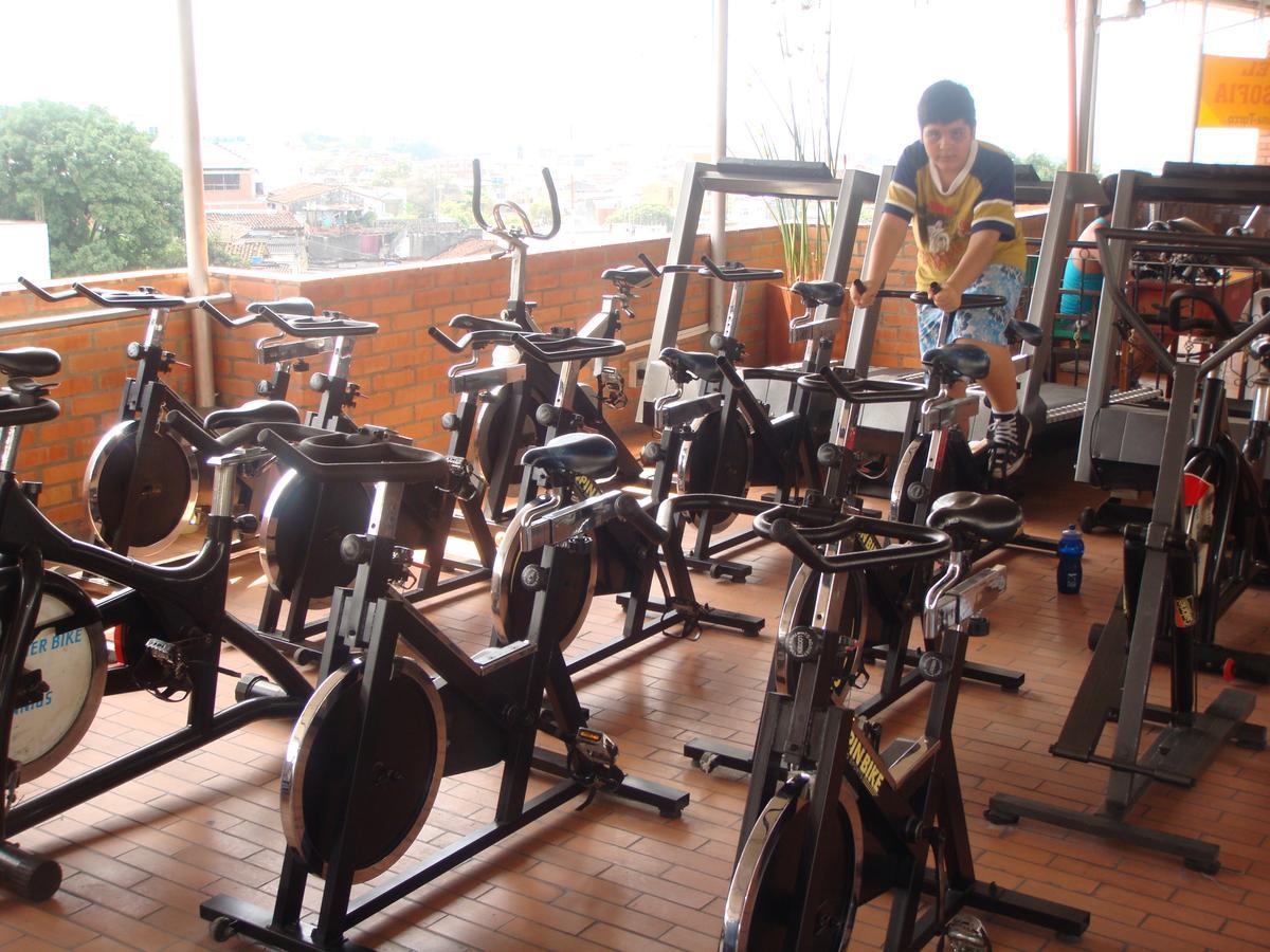 Hotel Santa Sofia บูการามังกา ภายนอก รูปภาพ